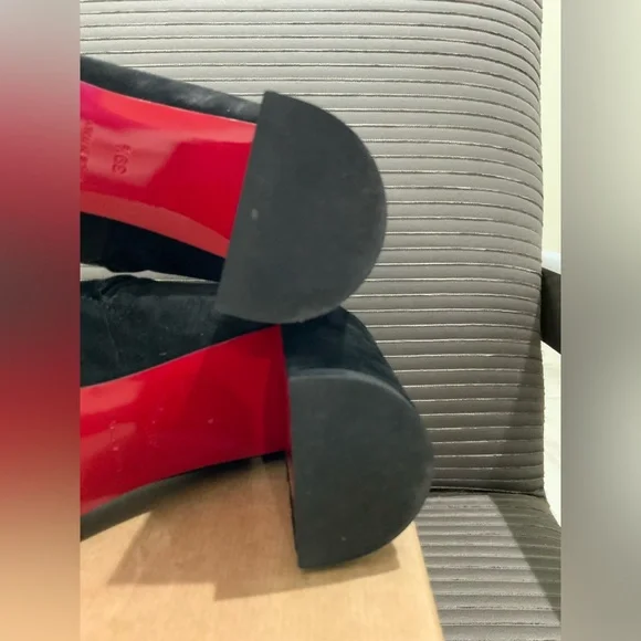 Christian Louboutin Size 39.5
Adoxa Stretch Suede Red-Sole Botties 70 - Picture 13 of 16